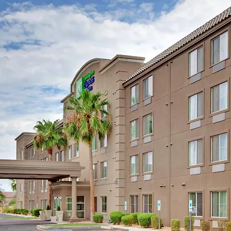 Holiday Inn Express Peoria North - Glendale By Ihg
