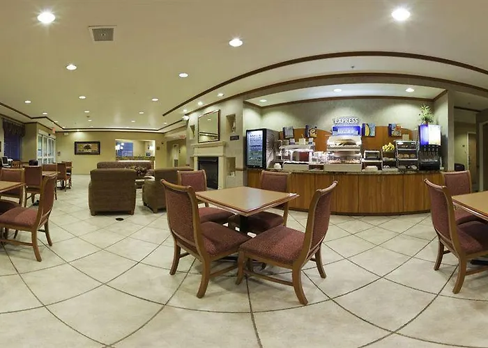 Hotel Express North - Glendale By Ihg Peoria