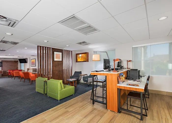 Hotel Express North - Glendale By Ihg Peoria