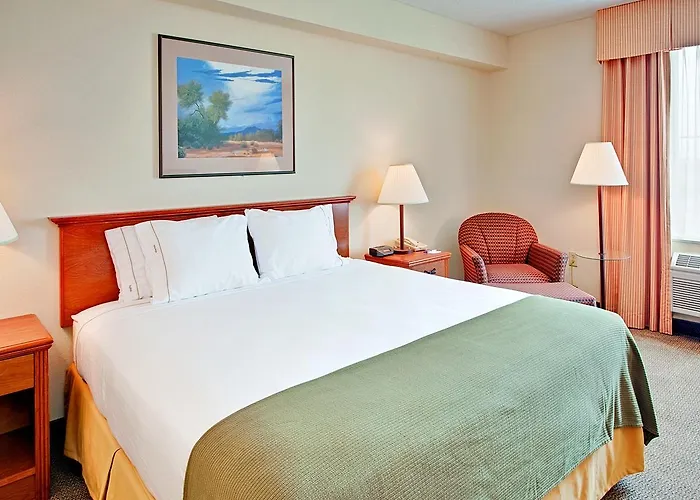 Express North - Glendale By Ihg