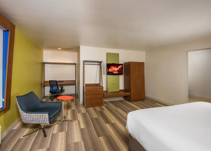 Hotel Express North - Glendale By Ihg Peoria